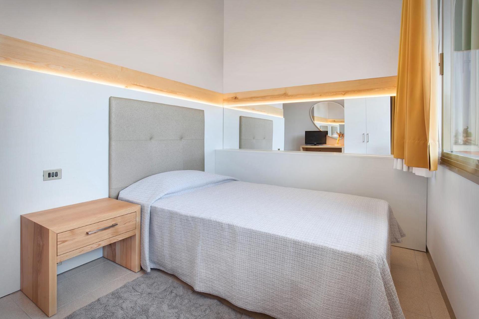 Hotel Gabbiano - Garda Lake Collection エクステリア 写真